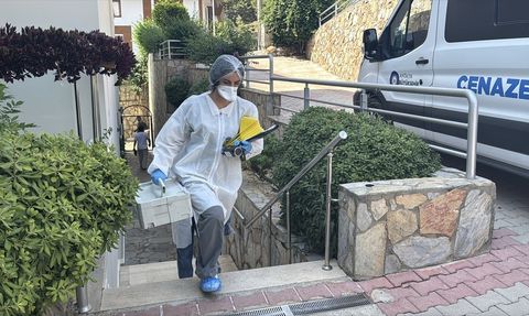 Alanya'da Yabancı Uyruklu Yaşlı Adamın Ölümü