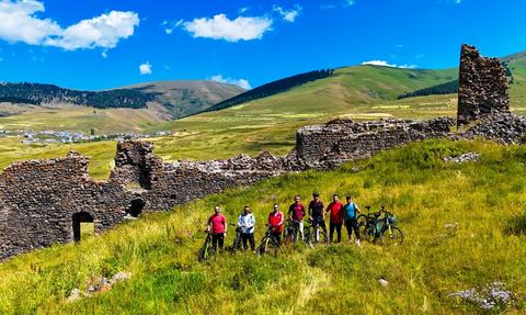 Ardahan'da Bisikletçiler 30 Ağustos Zafer Bayramı İçin Pedal Çevirdi