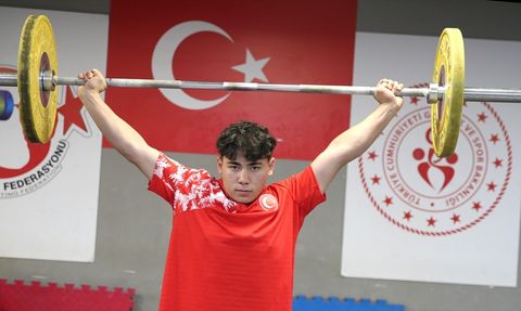 Avrupa Şampiyonu Haltercilerimiz 6 Madalya ile Döndü