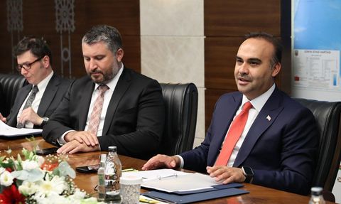 Bakan Kacır, Suriye ile Sanayi İşbirliğini Geliştiriyor