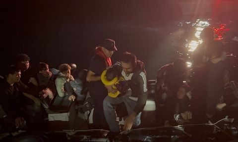 Çanakkale Açıklarında Düzensiz Göçmen Operasyonu