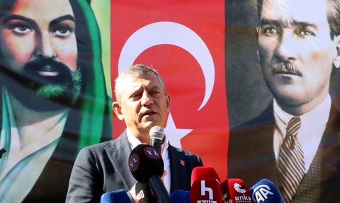 CHP Genel Başkanı Özgür Özel'den Eşit Yurttaşlık Vurgusu