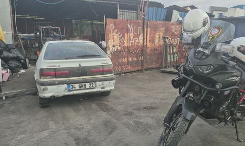 Edirne'de Motosiklet Kazası: Sürücü Kaçtı