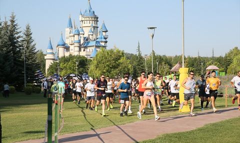 ETİ Lifalif 6. Uluslararası Eskişehir Yarı Maratonu ve Spor Festivali