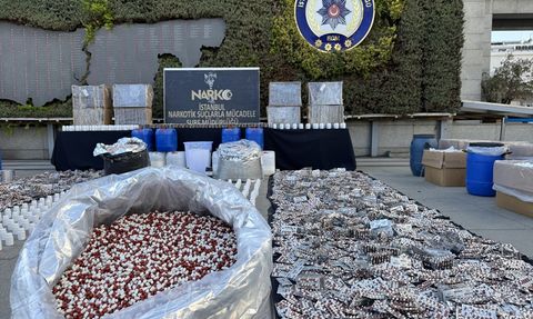 İstanbul ve Kocaeli'de Dev Uyuşturucu Operasyonu