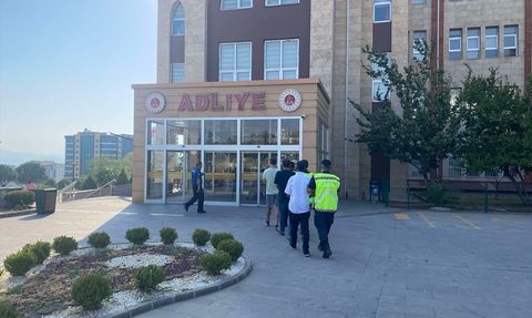 Kahramanmaraş'ta Hırsızlık Zanlıları Tutuklandı