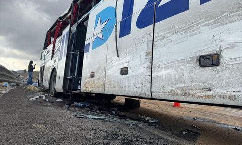 Kuzey Marmara Otoyolu'nda Otobüs Faciası: 3 Ölü, 20 Yaralı