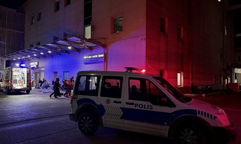 Sakarya'da Boşanma Aşamasındaki Eşine Saldıran Zanlı Tutuklandı