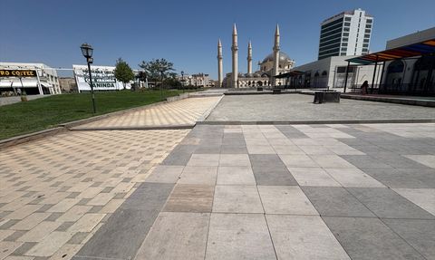 Şanlıurfa'da Kavurucu Sıcaklar Devam Ediyor