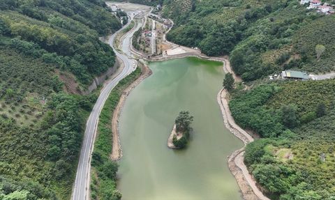 Sera Gölü'nden 30 Kamyon Çöp Temizlendi