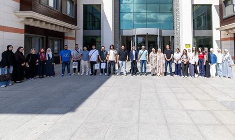 TÜRGEV Destekli Pusula Projesi: İnsanlığın Ortak Yüzü