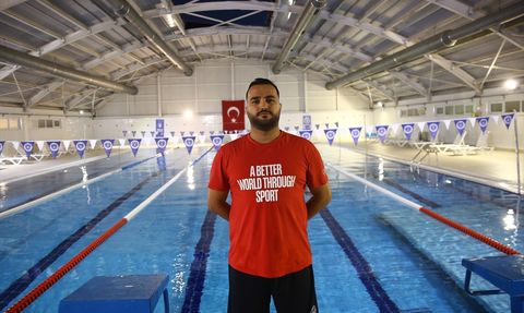 Yüzme Engel Tanımıyor: Bursa'daki Başarılı Sporcular