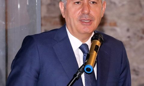 Çal Dede Belgeseli İzmir'de Önce Gösterildi