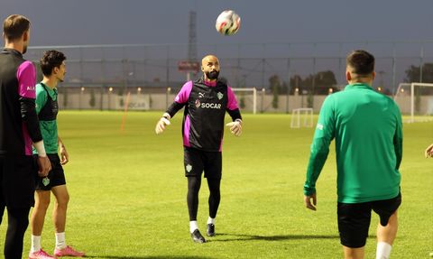Deneyimli Kaleci Sinan Bolat Iğdır FK'nın Kalesini Koruyor