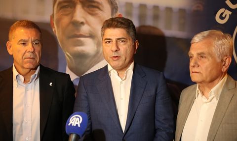 Fenerbahçe Yönetimi Demokratik Bir Üslupla Yönetiliyor