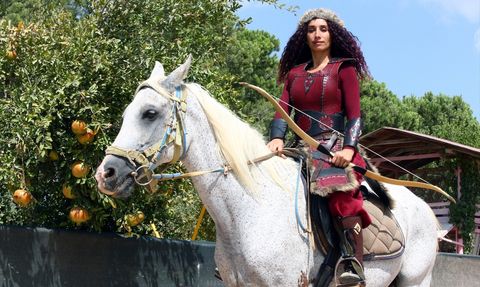 Gamze İdigük'ün Atlı Okçuluk Tutkusu ve Hedefleri