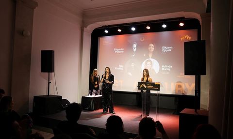 Hatice Aşkın'ın 'Adresi Olmayan Ev' Filmi Arnavutluk'ta Birincilik Ödülü Kazandı