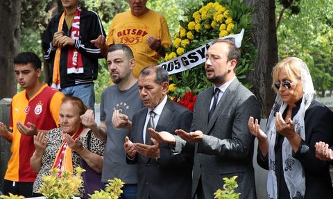 Metin Oktay, Türk Futbolunun Efsanesi Kabri Başında Anıldı