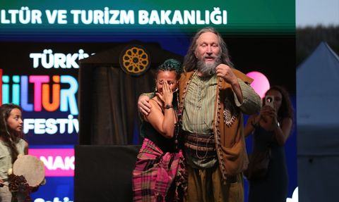 Müzeyyen Aslan Ustalık Nişanesi Peştamalıyla Kutladı