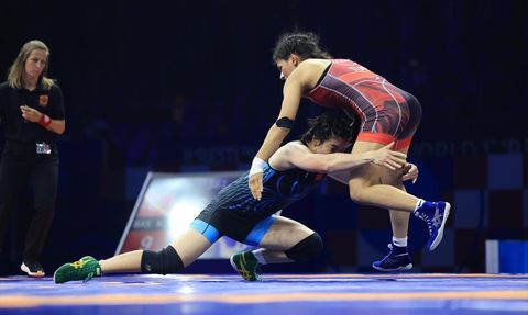 Nesrin Baş 2025 Dünya Güreş Şampiyonası'nda Finale Yükseldi