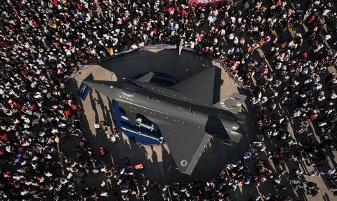 TEKNOFEST İstanbul 2023'te Geleceğin Teknoloji Şampiyonları Ödüllendirildi