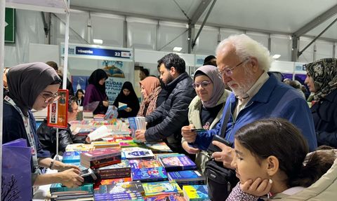 1. Üsküdar Kaymakamlığı Kitap Fuarı Binlerce Kitapseveri Ağırladı