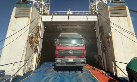 17. İyilik Gemisi El-Ariş Limanı'na Ulaştı