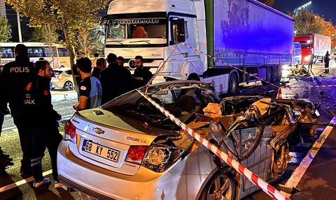 Aksaray'da Tır Kazası: Ağabey Hayatını Kaybetti, Kardeşi Yaralı