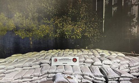 Ankara'da Kaçak Tütün ve Makaron Operasyonu