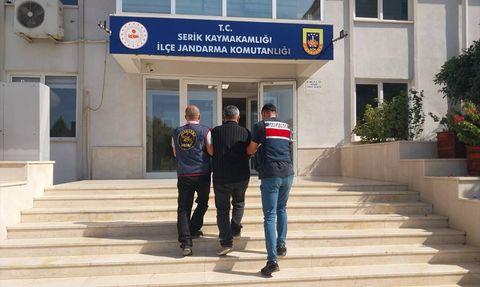 Antalya'da 48 Yıl Hapis Cezası Olan Firari Yakalandı