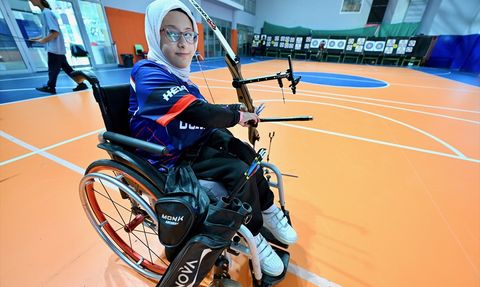 Asuman Coşkun'un Okçuluk Serüveni: Sosyalleşme ve Hedefler