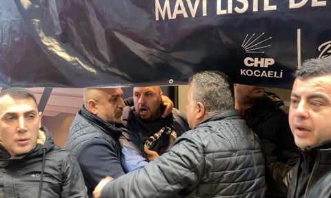 CHP Kocaeli Kongresi'nde Gergin Anlar