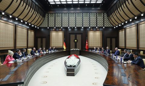 Cumhurbaşkanı Erdoğan ve Almanya Başbakanı Merz Heyetler Arası Görüşmede Buluştu