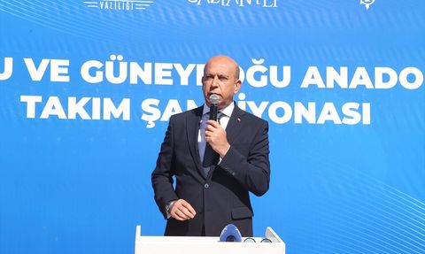 Doğu ve Güneydoğu Anadolu Tenis Takım Şampiyonası Gaziantep'te Başladı