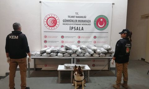 Edirne'de Sınır Kapılarında Uyuşturucu Operasyonu: 524 Kilo Ele Geçirildi