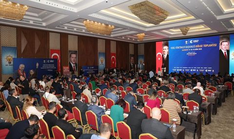 Gaziantep'te AK Parti Yerel Yönetimler Bölge Toplantısı Gerçekleştirildi