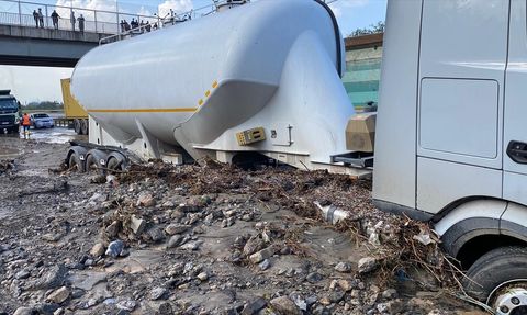 Hatay'da Sağanak Sonrası Hasar Tespiti Başlatıldı