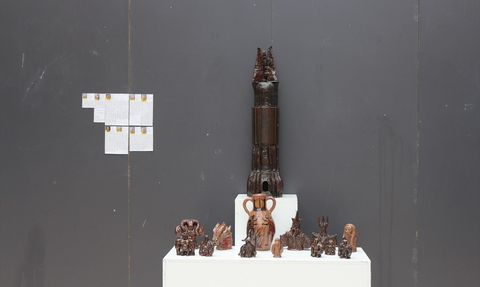 İshak Paşa Sarayı'nda Seramik Sergisi Açıldı