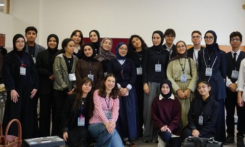 İstanbul'da Lise Öğrencileri Yapay Zeka Çalıştayı Düzenledi