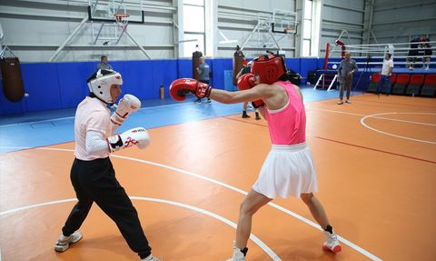 Kadın Boks Milli Takımı ve Azerbaycanlı Boksörlerden Ortak Kamp