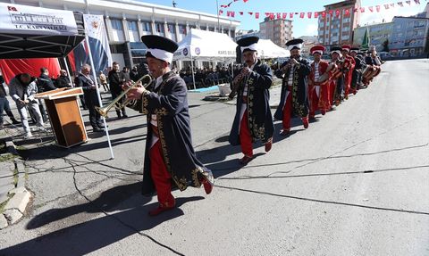 Kars'ın Kurtuluşunun 105. Yılı Coşkuyla Kutlandı