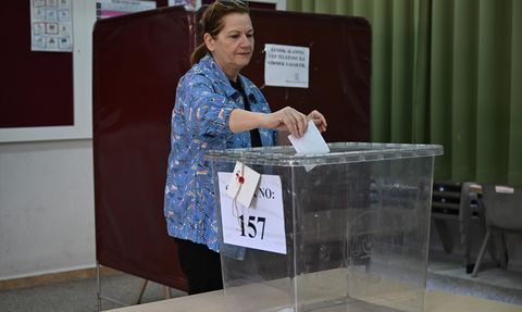 KKTC'de Cumhurbaşkanı Seçimi İlk Turuna Başlandı