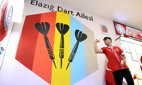 Milli Dartçılar Bedirhan ve Mahmut, Dünya Elektronik Dart Şampiyonası İçin Hazırlanıyor