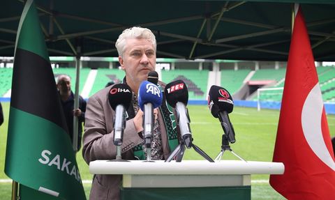 Sakaryaspor'da Devam Kararı: Muhammet Kıratlı Yeniden Başkan