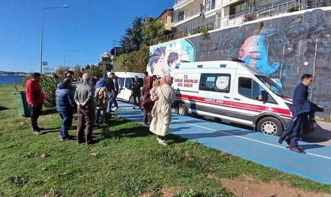 Sinop'ta Denizde Hareketsiz Bulunan Kişi Hayatını Kaybetti