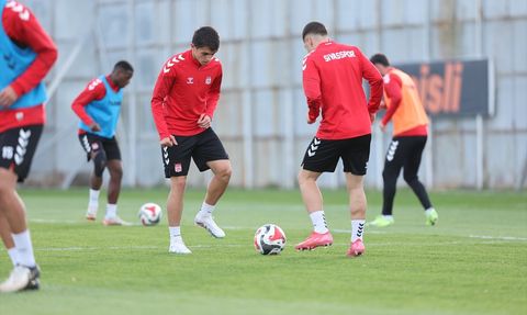 Sivasspor Atakaş Hatayspor Maçına Hazırlanıyor