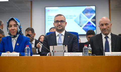 TCMB Başkanı Karahan, Sıkı Para Politikasını Vurguladı