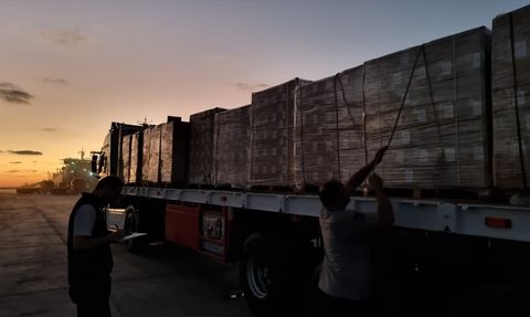 Türkiye'den Gazze'ye İnsani Yardım Tırları Yola Çıktı