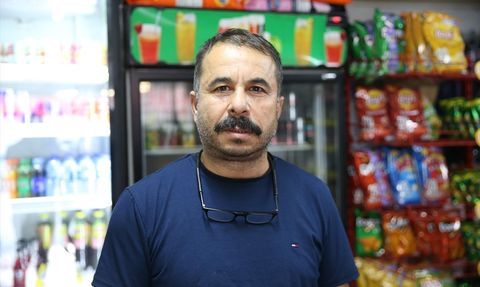 Hatay'da Hayırsever Mahallelilerin Borcunu Ödedi