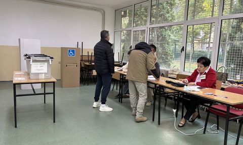 Kuzey Makedonya'da Yerel Seçim İkinci Turu Başladı